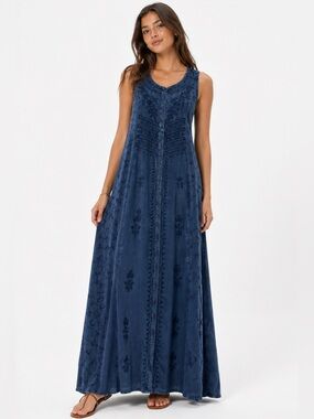 Expressions  Washed Blue Embroidered Button Front Sleeveless Midi Dress XL